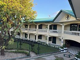 La Planta Hotel and Restaurant