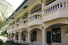 La Planta Hotel and Restaurant