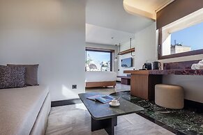 L'Avventura Suites