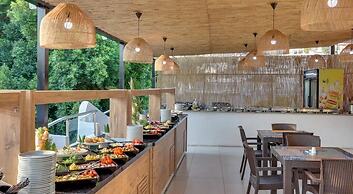 Ladonia Hotels Leo Beach Resort