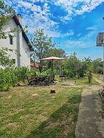 Vila Nera Banstol Cottage