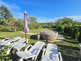 Vila Nera Banstol Cottage
