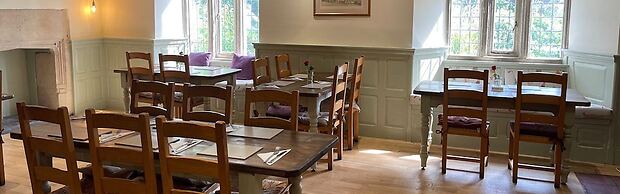 The Thatched Cottage Inn