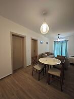 Luna Apartments