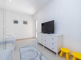 Luxury Villa Navis