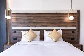 CA Sand Dune Hotel