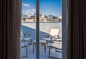 CA Sand Dune Hotel