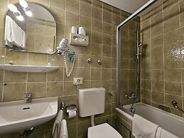 ARRIVEL Hotel am Bergson