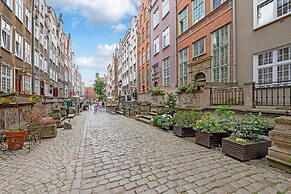 Old Town Mariacka by Downtown Apartments