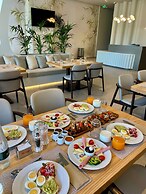 Asters Hotel