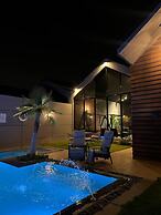 cottage chalet