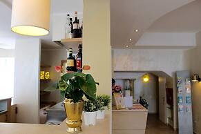 King Hotel