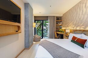 Landmark Hotel