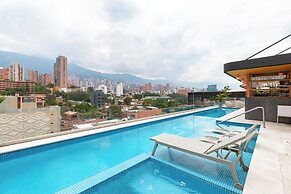 Landmark Hotel