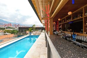 Landmark Hotel