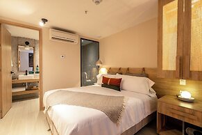 Landmark Hotel