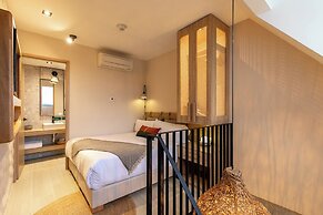 Landmark Hotel