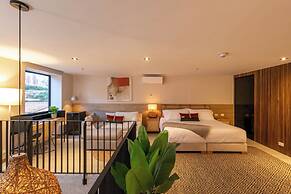 Landmark Hotel
