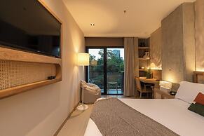 Landmark Hotel