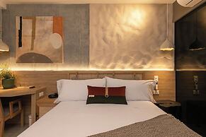 Landmark Hotel