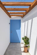 Eleven Keys Mykonos Suites