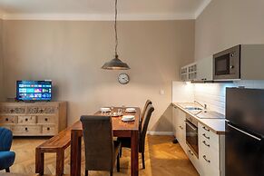 1 Bed Flat - Sleeps 5 - Parking - Wifi