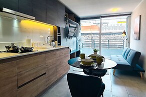 Mackenna Spot by Andes+