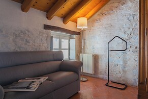 Antiche Mura by Rent all Como