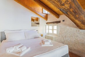 Antiche Mura by Rent all Como
