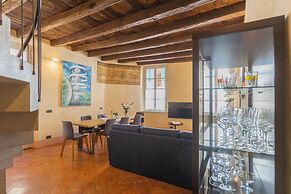 Antiche Mura by Rent all Como