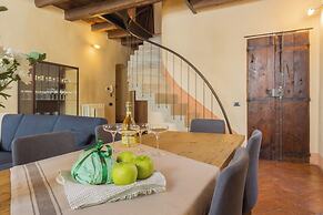 Antiche Mura by Rent all Como