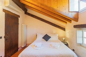 Antiche Mura by Rent all Como