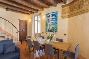 Antiche Mura by Rent all Como