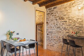 Antiche Mura by Rent all Como