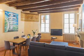 Antiche Mura by Rent all Como