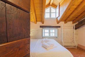 Antiche Mura by Rent all Como