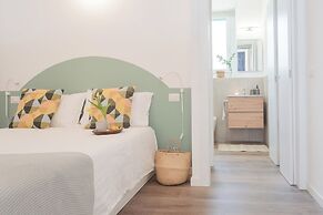 A Step From the Dome Apartment by Rent all Como