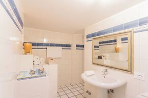 Emily's Holiday House - Authentic Lake Como by Rent all Como