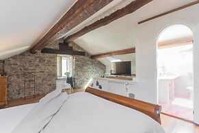 Emily's Holiday House - Authentic Lake Como by Rent all Como