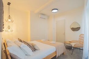 Enchanted Como Lake - City Apartment by Rent all Como