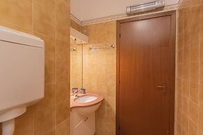 Front Lake Apartment With Private Funicular by Rent all Como