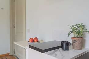 Garibaldi's Balcony by Rent all Como