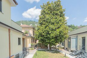 Salvia & Ginepro Apartments by Rent all Como