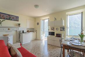Il Timone by Rent all Como