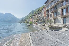 Il Timone by Rent all Como