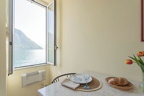 Il Timone by Rent all Como