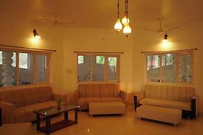 Hotel Shree Krishna Jungle Resort