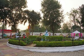 Hotel Shree Krishna Jungle Resort