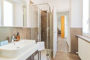 La Casa di Nino by Rent all Como
