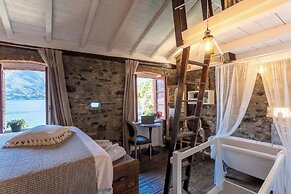 La Civera - Nesso Lake Como by Rent all Como